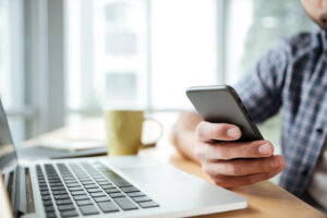 Licenciamento online e parcelado