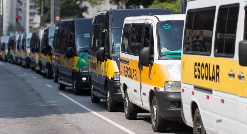 Transportes-publicos-com-mais-de-8-passageiros