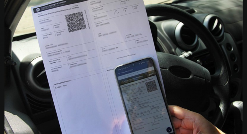 Licenciamento digital vs presencial